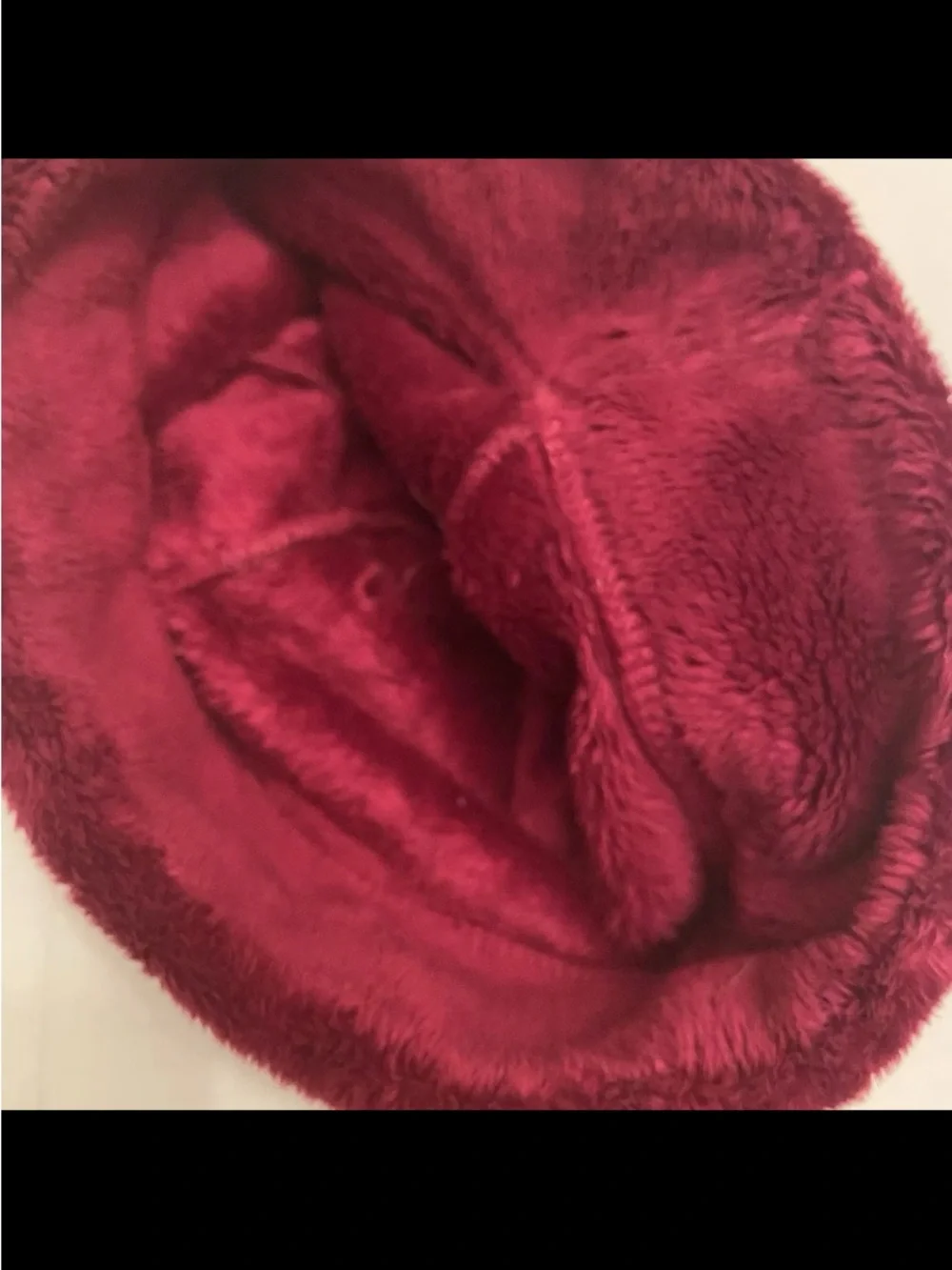 The North Face Women’s Osito Fleece Beanie In Red with Orange Logo. - Picture 3 of 6
